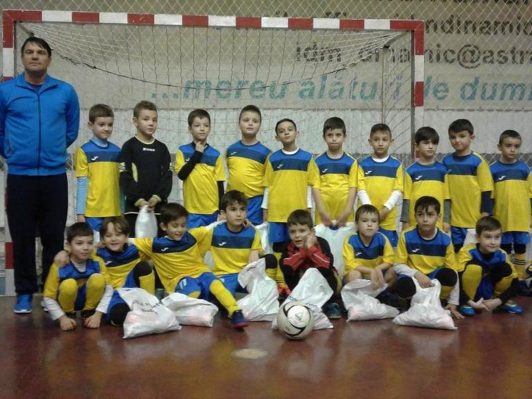 RĂSUNĂTOR! Grupa 2009 a CSM RM. SĂRAT învinge POLI IAȘI în primul joc al fazei finale a turneului „GH. OLA”!