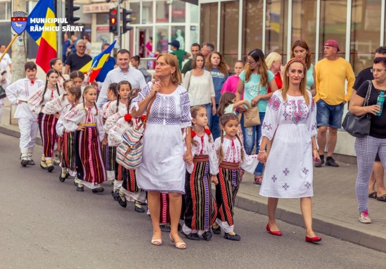 Dansatori din 8 state vin la Râmnicu Sărat, Vineri și Sâmbăta aceasta!